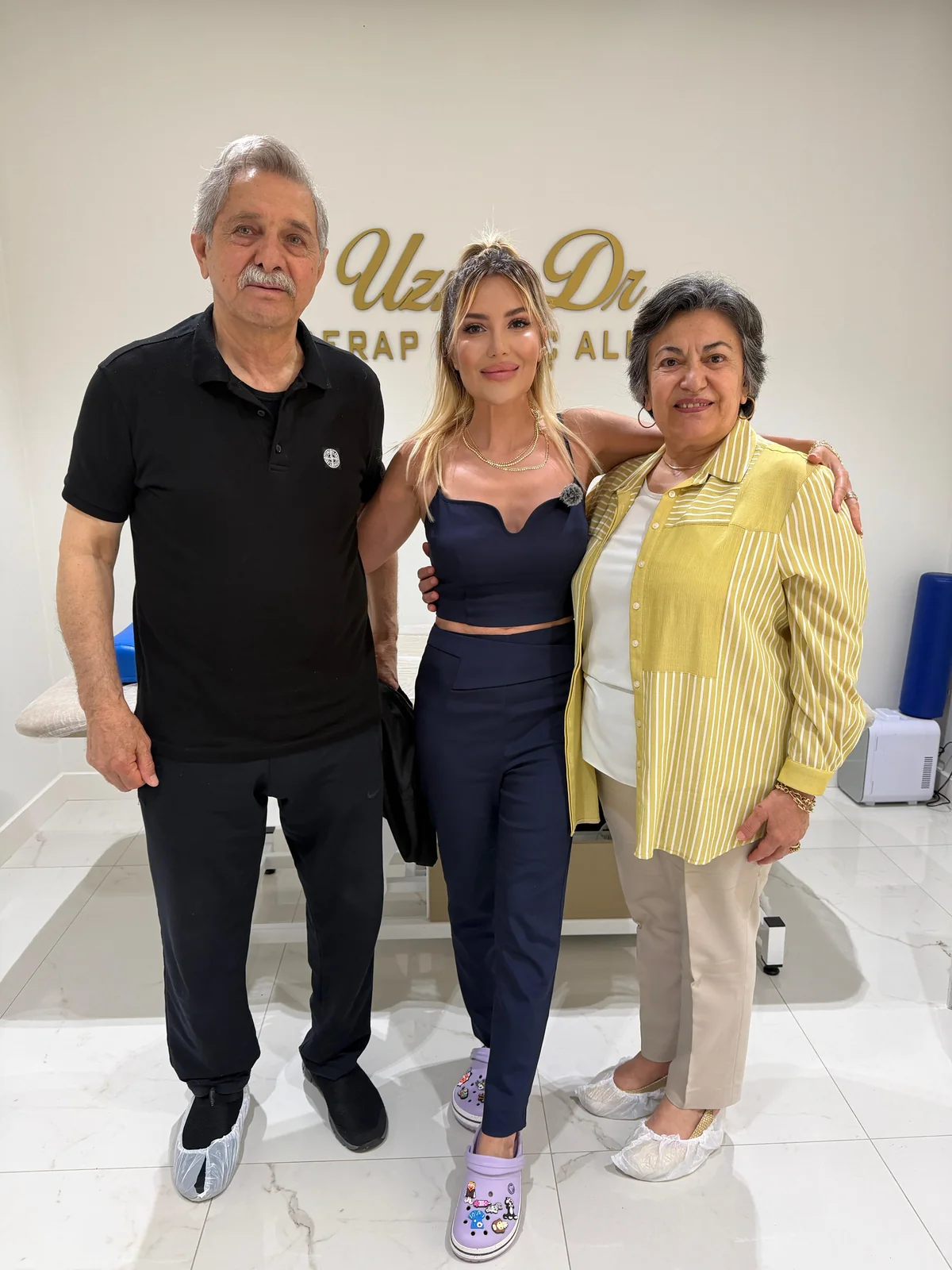 Dr. Serap Erkeç Alkan with a patient visiting her clinic
